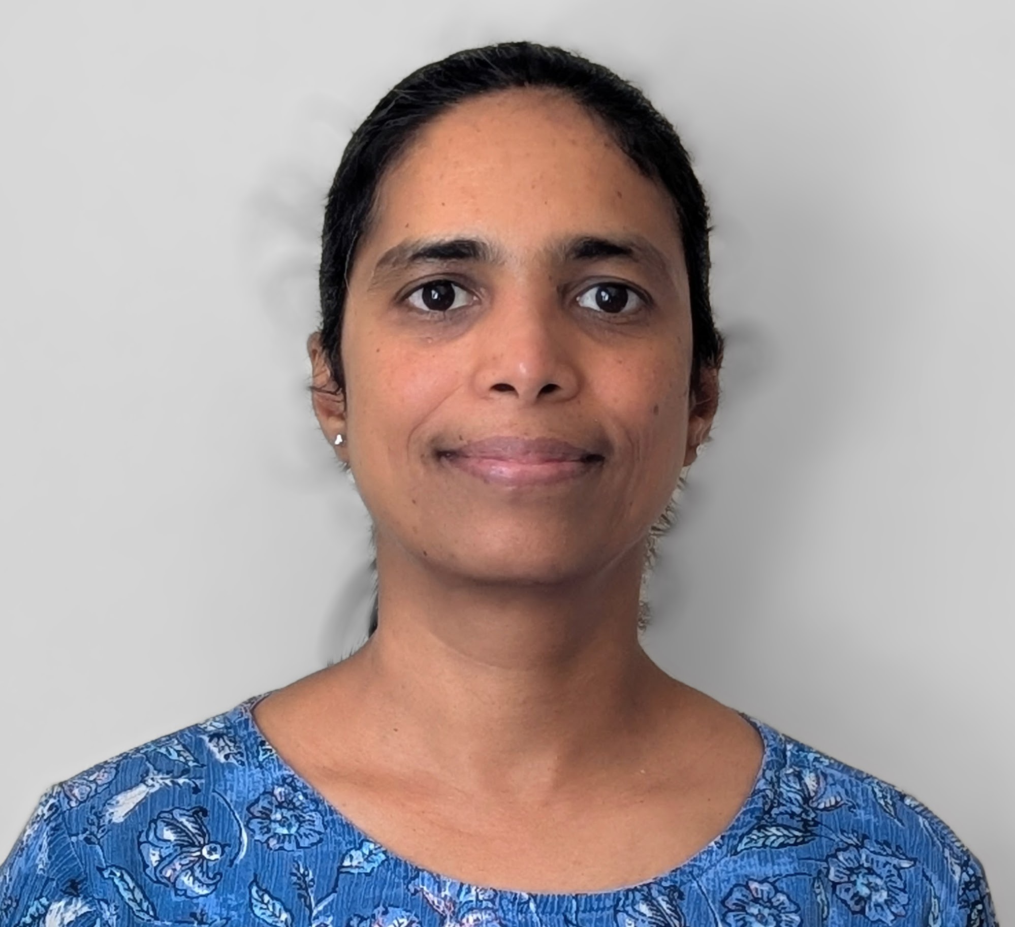 Archana Godavarthy headshot